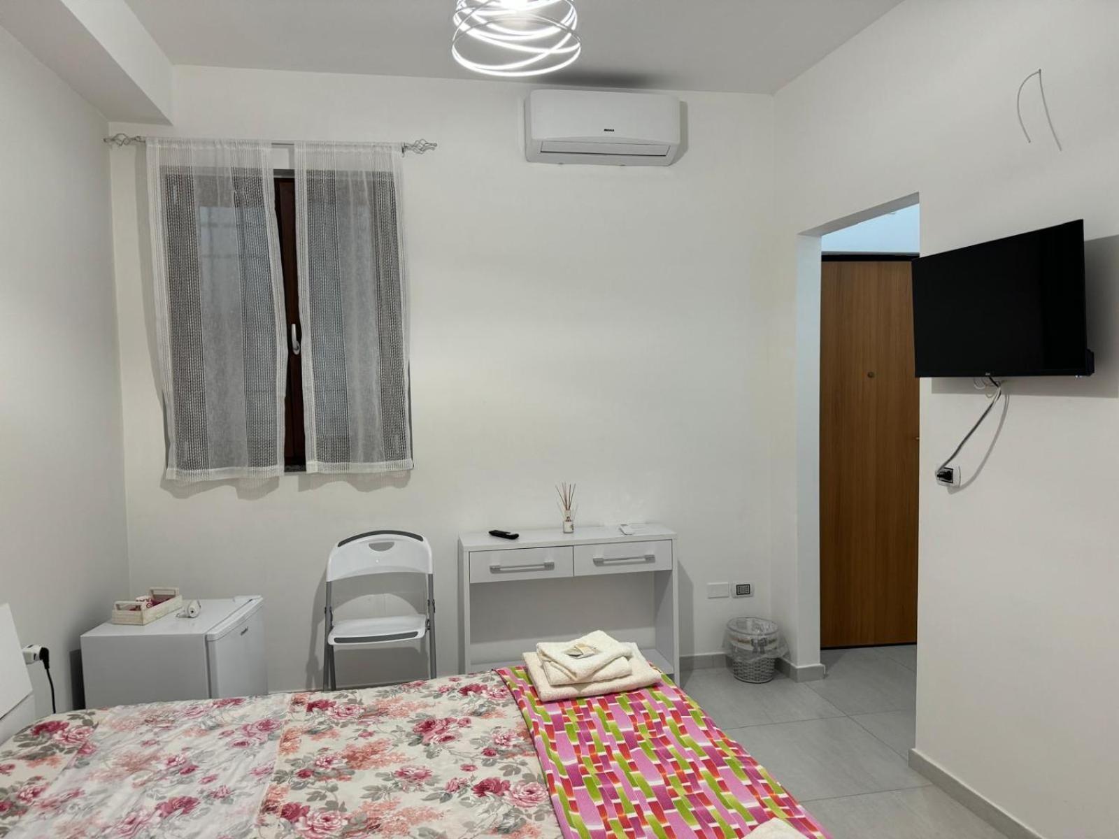Casa Iris Hotel Castellabate Exterior photo